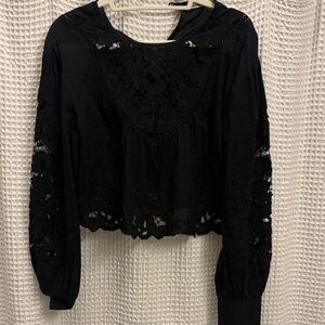 AMBERCROMBIE Black Lace Women's Top